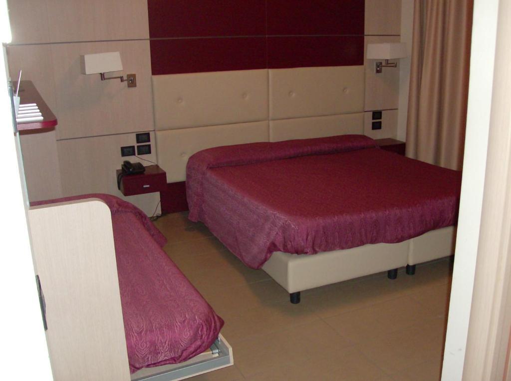 Albergo Fornaci Trescore Balneario Ruang foto